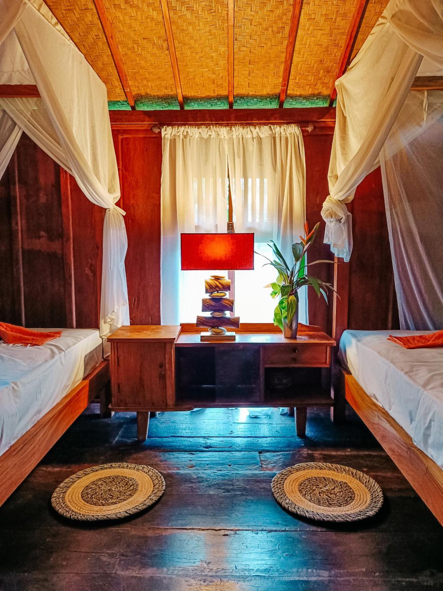Alaya Ecolodge Pemuteran  Exterior photo