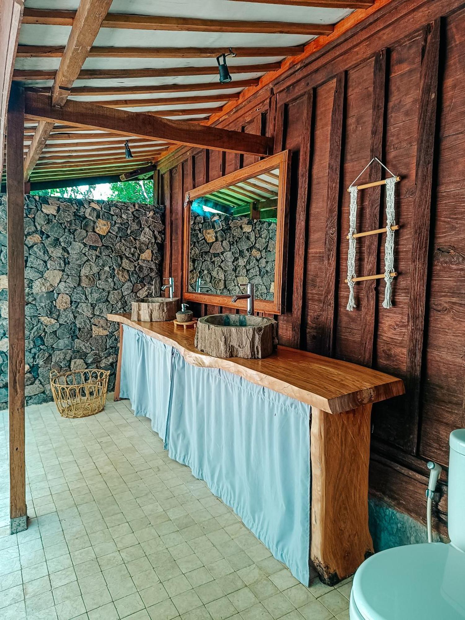 Alaya Ecolodge Pemuteran  Exterior photo
