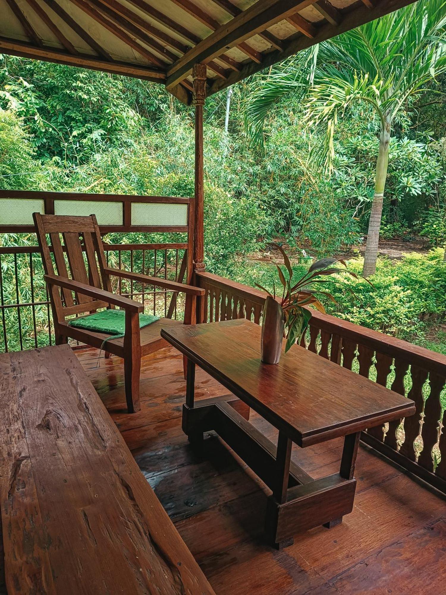 Alaya Ecolodge Pemuteran  Exterior photo