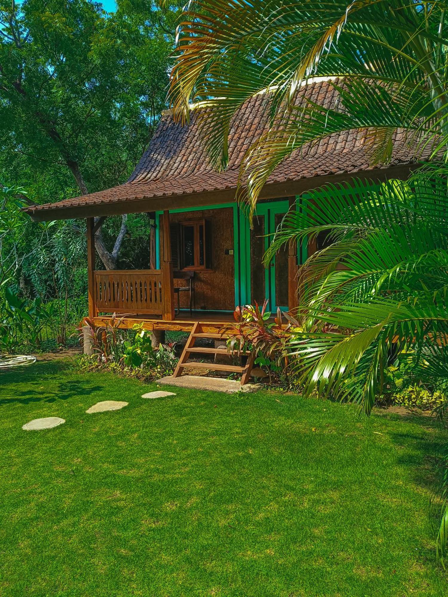 Alaya Ecolodge Pemuteran  Exterior photo